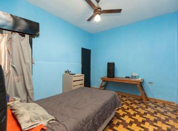 Casa · 146m² · 4 Ambientes · 1 Cochera · Venta Casa 4 Ambientes a Refaccionar - Villa Tesei