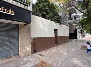 Terreno · 104m² · Lote en Monte Castro - Excelente Ubicación Comercial