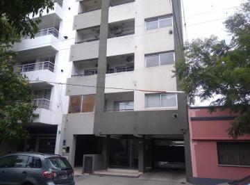 Departamento · 39m² · 2 Ambientes · 1 Cochera · Departamento en Calle 33 Prox. 14