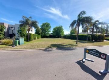 Terreno · 951m² · Lote en Venta Cadaques (Funes Hills)