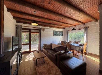 Casa · 140m² · 4 Ambientes · 1 Cochera · Venta Casa 3 Dorm. en Piedras del Chileno