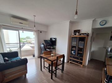 Departamento · 35m² · 2 Ambientes · Alquiler Depto 2 Amb Vista Abierta en Lanús Este