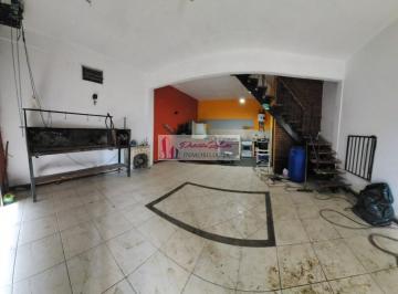 Local comercial · 70m² · En Alquiler Local Comercial Villa Celina Zona Textil