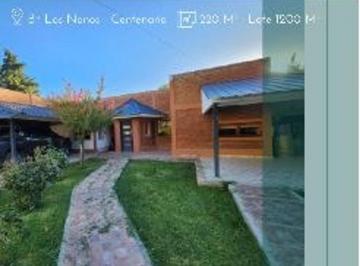 Casa · 195m² · 4 Ambientes · 4 Cocheras · Venta Casa con Pileta Los Nonos Centenario
