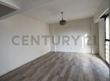 Departamento · 49m² · 3 Ambientes · Venta 3 Ambientes en Flores