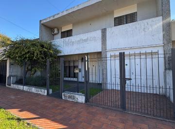 Casa de 5 ambientes, Moreno · Propiedad / Lote en Venta en Moreno Centro Norte