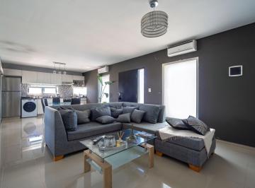 Casa · 105m² · 4 Ambientes · Venta | Permuta - Casa 3 Dorm., Quincho y Piscina - Puerto Roldán.
