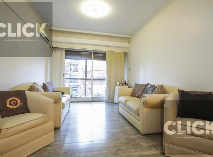 Venta – 4 Ambientes Dependencia – Balcón Al Frente – Caballito
