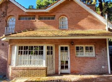 Casa · 223m² · 5 Ambientes · 4 Cocheras · Casa en Venta en Pinamar