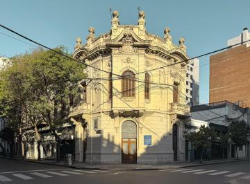Oficina comercial · 185m² · 12 Ambientes · Local Comercial Importante en Esquina