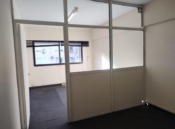 Oficina comercial de 1 ambiente, Centro / Microcentro · Alquilo Luminosa Oficina en Microcentro
