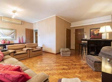 Departamento · 116m² · 4 Ambientes · 1 Cochera · Venta Excelente Departamento 4 Ambientes en Altura con Cochera - Avellaneda Centro.