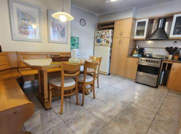 Edificio de 9 ambientes, Colegiales · 3 PH en Block 2, 3 y 4 Ambientes con Dos Cocheras