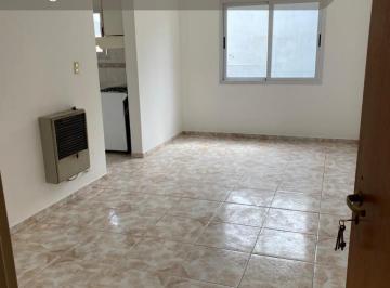 Departamento de 4 ambientes, Córdoba · Departamento en Alquiler 2° Piso. 1 Dorm, C/patio. Oncativo 1655 B° Gral Paz