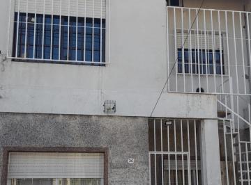 Casa de 3 ambientes, La Matanza · Depto Tipo Duplex 3 1/2 Amb, 65 m² con Altillo, Patio con Lavadero