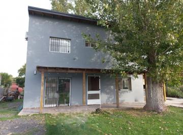 Casa · 130m² · 4 Ambientes · Casa con Pileta y Parque en Lomas Altas, Chascomús