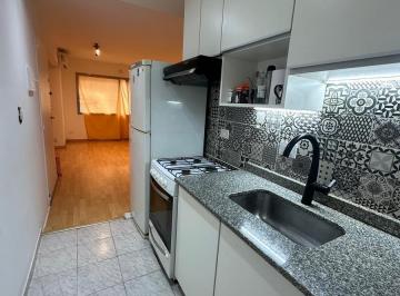 Departamento · 50m² · 3 Ambientes · Departamento en Planta Baja Muy Luminoso en Victoria