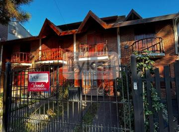 Departamento de 4 ambientes, San Bernardo · Triplex con Gas Natural Exelente Estado Centrico