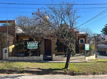 Foto · Alquilo Casa B B Parque Vélez Sarsfield, 4 Dorm. con Cochera.