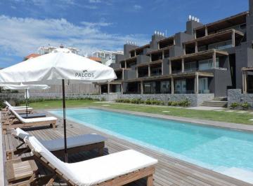 Departamento · 120m² · 4 Ambientes · 1 Cochera · Departamento en Alquiler en La Barra