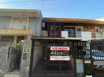 PH · 120m² · 3 Ambientes · 1 Cochera · Dr. Luis Guemes 50. Venta Duplex. Haedo