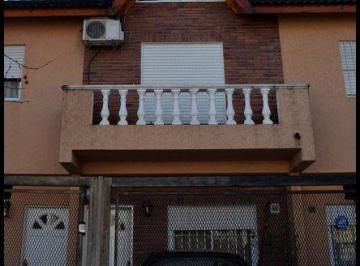PH · 120m² · 4 Ambientes · 1 Cochera · Duplex 4 Ambientes con Entrada de Auto, Altillo, Patio y 2 Baños en Ballester
