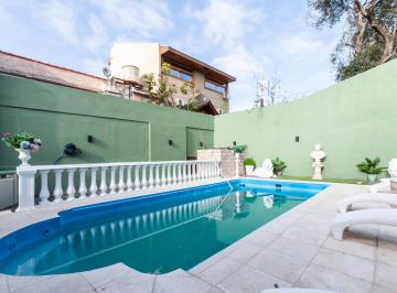 Casa de 2 ambientes, Lanús · Casa / Quincho en Venta en Lanús Este con Piscina Climatizada