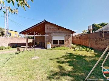 Casa · 68m² · 4 Ambientes · Venta Casa 4 Amb con Jardin en Villa Udaondo