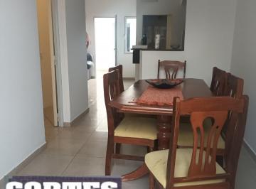 Casa de 4 ambientes, Corrientes · Casa 2 Dorm. Comoda y Centrica.