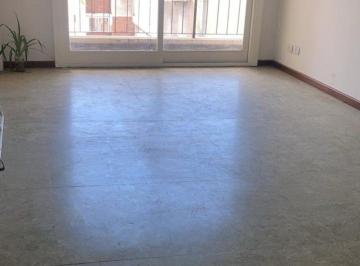 Departamento · 55m² · 3 Ambientes · Alquiler 3 Ambientes Flores Contra Frente C/balcon