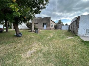 Casa · 60m² · 6 Ambientes · 1 Cochera · Casa en Venta - 3 Dorm. 2 Baños - Cochera - 440 m² - Balcarce