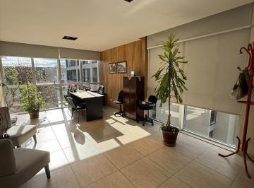 Oficina comercial · 40m² · 1 Ambiente · 1 Cochera · Alquiler Oficina en Agora II con Cochera.
