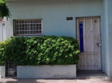 Casa de 3 ambientes, Lanús · Venta. Casa de 3 Amb con Cochera, Galpon, Terraza y Fondo Libre