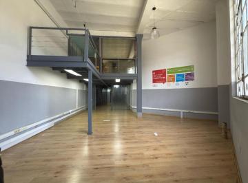 Oficina comercial · 123m² · 4 Ambientes · Oficina en Alquiler - 3 Oficinas - Barracas