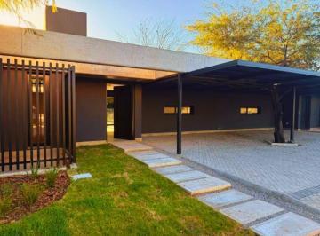 Casa de 5 ambientes, Córdoba · Alquiler Casa a Estrenar Tres Dorm - Patagonia Home - Villa Warcalde