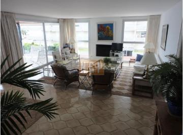 Foto1 · Apartamento en Venta – Edificio Brioni, Punta del Este