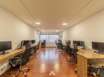 Oficina comercial · 67m² · 1 Cochera · Venta Oficina en Excelente Ubicación y con Garaje!