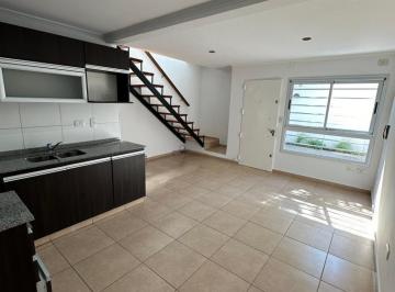 PH · 72m² · 3 Ambientes · PH en Venta - 2 Dorm. 3 Baños - 72 m² - Don Bosco, Quilmes