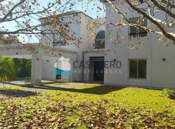Casa · 361m² · 5 Ambientes · 2 Cocheras · Casa Chalet en Venta en La Alameda, Nordelta, Tigre