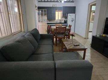 PH · 65m² · 3 Ambientes · PH en Alberdi