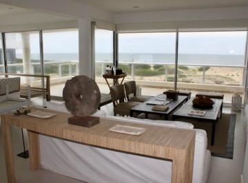 Departamento · 146m² · 4 Ambientes · Departamento en Alquiler en Torres Blancas, Punta del Este