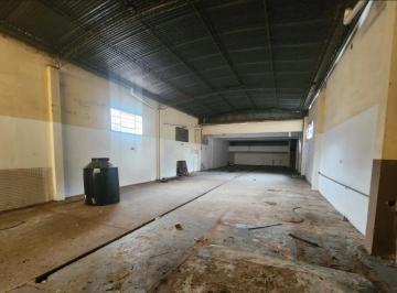 Bodega-Galpón de 3 ambientes, Rosario · Se Alquila Galpón con Local a La Calle