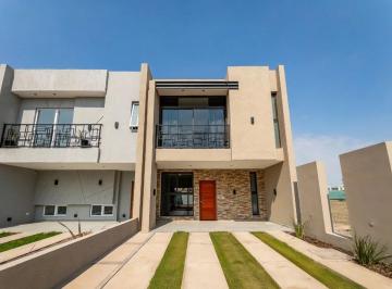 Casa de 3 ambientes, Córdoba · Remax Ofrece Duplex 3 Dor en Docta a Estrenar