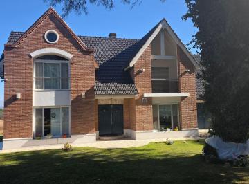 Casa de 5 ambientes, Villa General Belgrano · Espectacular Casa a La Venta – Villa General Belgrano