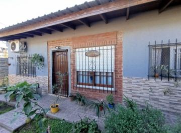 Casa · 120m² · 4 Ambientes · 2 Cocheras · Venta Casa 3 Amb + Dpto, Libertad - Merlo Financia