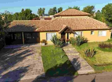 Casa · 154m² · 5 Ambientes · 2 Cocheras · Venta Casa con Pileta Fátima Barrio Los Potrillos