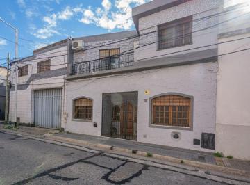 Casa · 202m² · 5 Ambientes · Venta Casa 5 Ambientes Crucecita