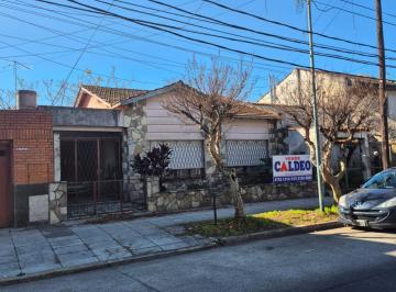 general-san-martin-villa-maipu-venta-casa-3-ambientes · Casa 3 Amb con Garage y Parque