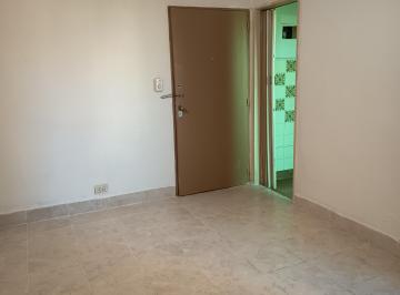 Departamento de 2 ambientes, Parque Patricios · Departamento 2 Ambientes Laterales