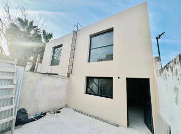 PH · 56m² · 2 Ambientes · PH 2 Amb en Alquiler - Lomas del Mirador